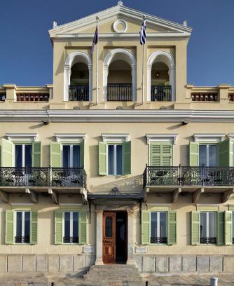 Ermoupoli Hotel | Syrou Melathron
