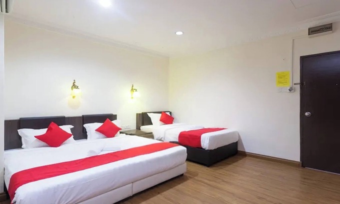 Taman Bunga Ros Hotel | T P Hotel