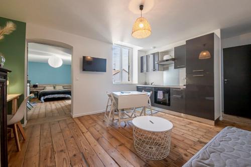 Dax Apartment | T2 3 étoiles de charme 40 m2 centre ville Dax