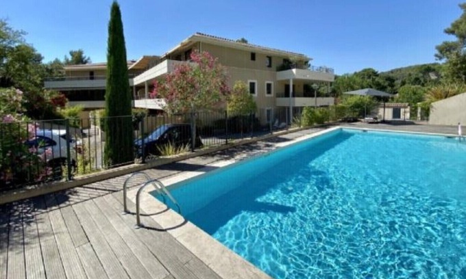 Est Apartment | T2 Aix en Provence Piscine Terrasse Climatisé