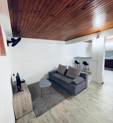 Le Lamentin Apartment | T2 confortable à Acajou Lamentin