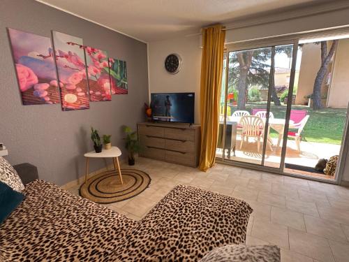 Les Hauts de Canet Apartment | T2 RDC à Canet en Roussillon Europa 4 pers ,piscine,clim, tennis, parking