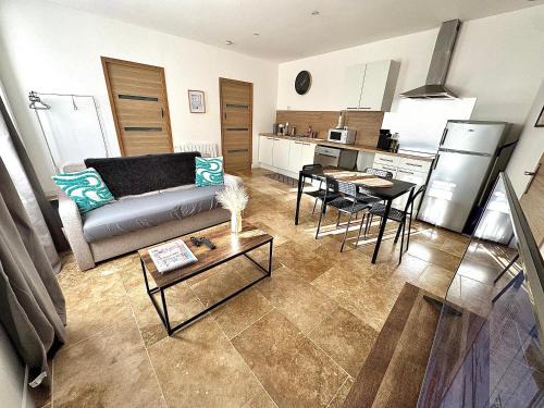 La Madeleine Apartment | T2 - Tendance avec place de parking devant la porte d'entrée