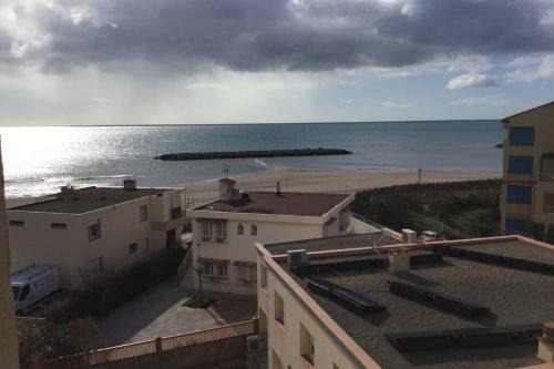 Valras-Plage Apartment | T3 vue exceptionnelle avec accès privé à la plage, wifi, clim - dansnotreappart-com -