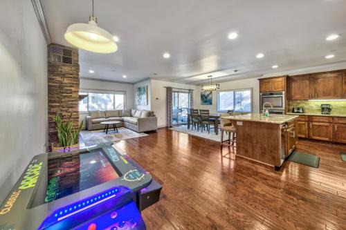 South Lake Tahoe Villa | Tahoe Woods 501 - Location Spacious Walk to Beach