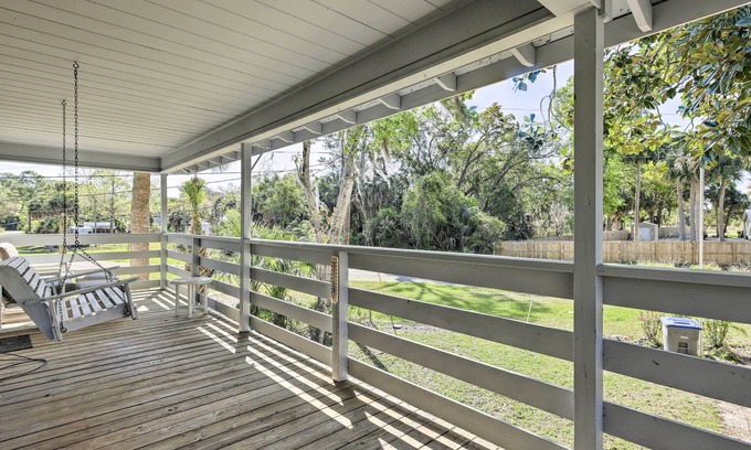 Steinhatchee House | ‘Tailing Tides’ Getaway w/Covered Boat Parking!