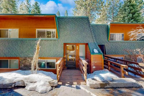 Incline Village Apartment | Take a Peak