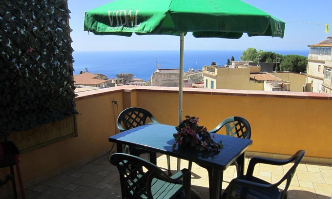 Taormina Apartment | Taormina Castle and Sea View1