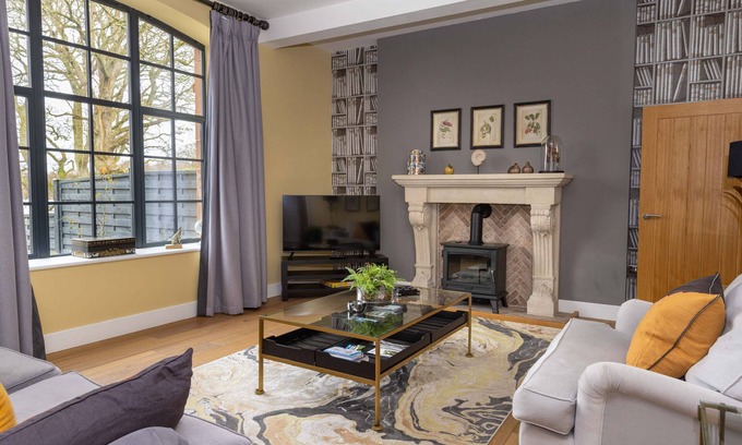 Wing Cottage | Tarn End Cottage 5, Talkin Tarn, Brampton, ideal for a family with activities and historical sites