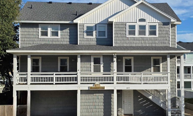 Ocean Sands House | Taste of Paradise in OBX!