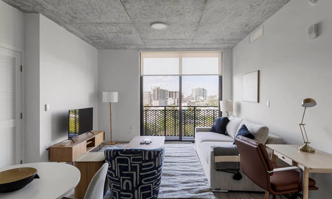 Edgewater Apartment | Tasteful Wynwood 1BR w/Gym & Roof Pool, nr Shops & Dining, by Blueground