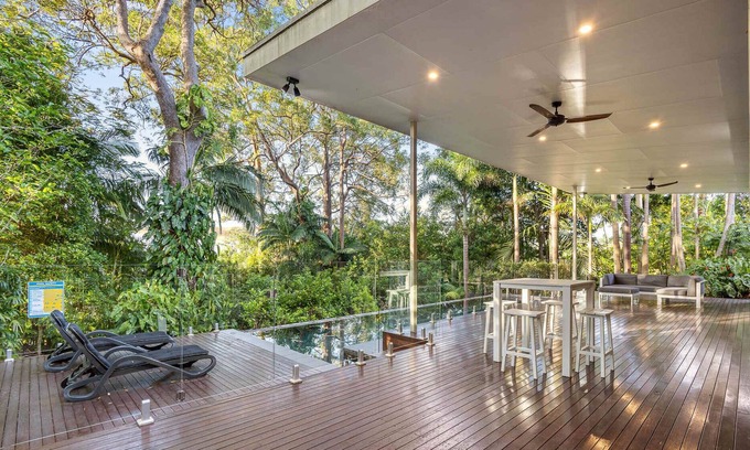 Buderim House | TEAL - Private Family Oasis