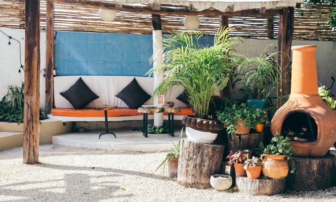 Tulum City Center Hotel | Teetotum Hotel Restaurant Lounge