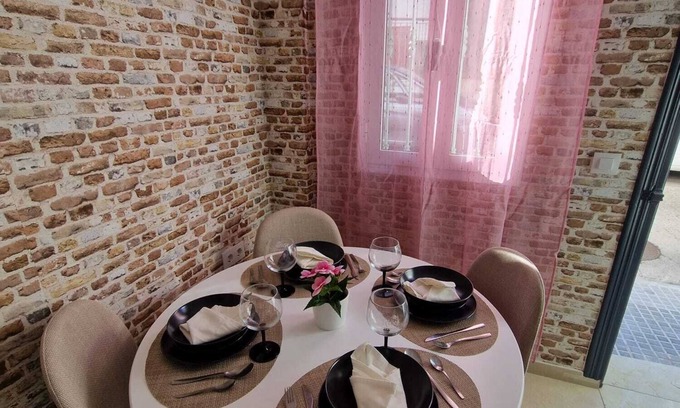 Prado del Rey Apartment | Telework and Relaxation