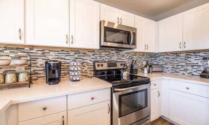 Tempe House | Tempe Vaughn 3 Bedroom Home by RedAwning