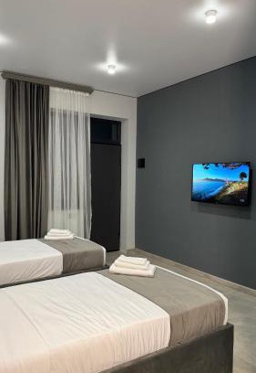 Parakar Hotel | Terminal 1