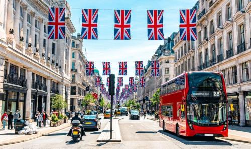 Paddington Apartment | Thames Residences Hyde Park