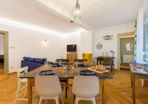 Colmar Centre Ville Apartment | Thann Colmar - 1 chambre - 5 pers - Parking