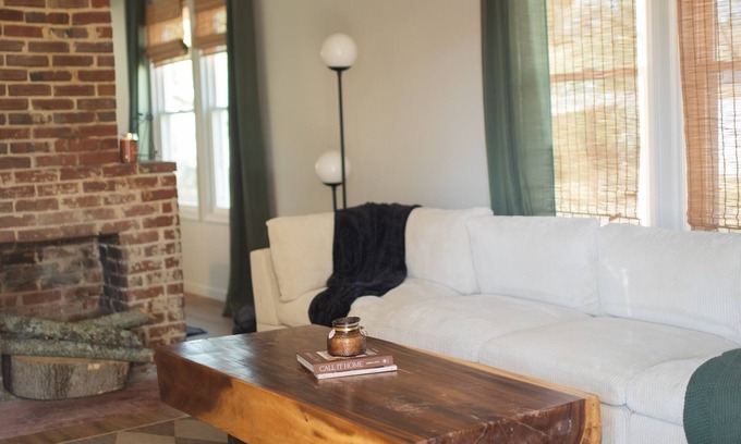 Murfreesboro Cottage | THE 1928 located in Historic Downtown Murfreesboro Where Vintage and Modern meet