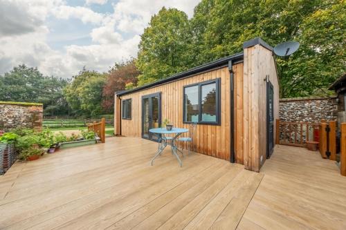 East Rudham House | The Able Stables - Hewie's Cottage