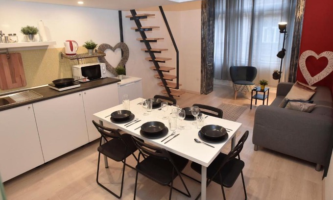 Erzsebetvaros Apartment | The APEX Residences