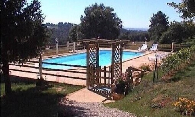 Saint-Crepin-et-Carlucet Cottage | The barn: stone house with pool