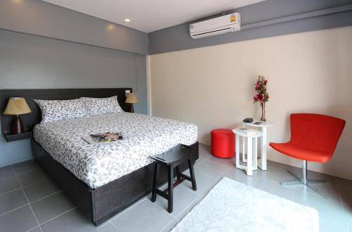 Cha-am Hotel | THE BEACH CHA AM Residence