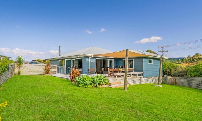 Whangamata House | The Blue Rendevous - Whangamata Holiday Home