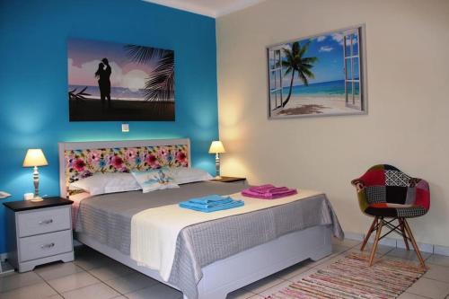 Kato Galatas Apartment | The Blue Studio, 1 min walk from Kalamaki beach