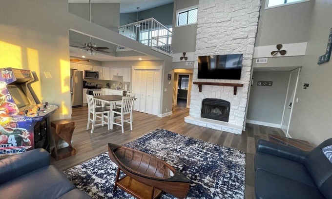 Osage Beach Condo | The Cabana At Compass Pointe #2