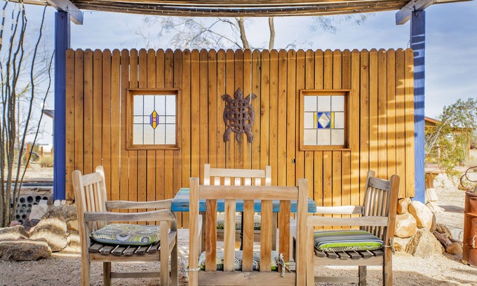 Joshua Tree Cabin | The Cabin Under The Stars - Hot Tub, Bbq And A Firepit 2 Bedroom Cabin by RedAwning