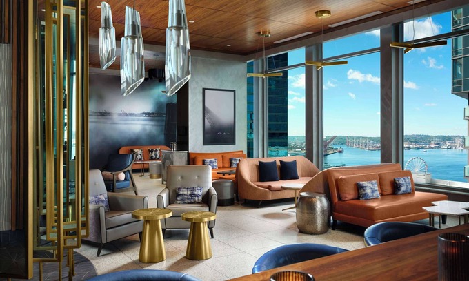 Downtown Seattle Hotel | The Charter Hotel Seattle, Curio Collection by Hilton