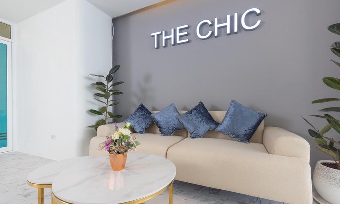 Patong Hotel | The Chic Patong