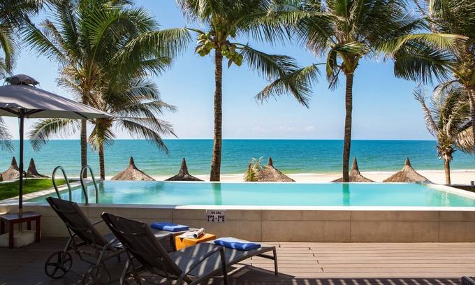 Phu Hai Beach Hotel | The Cliff Resort & Residences