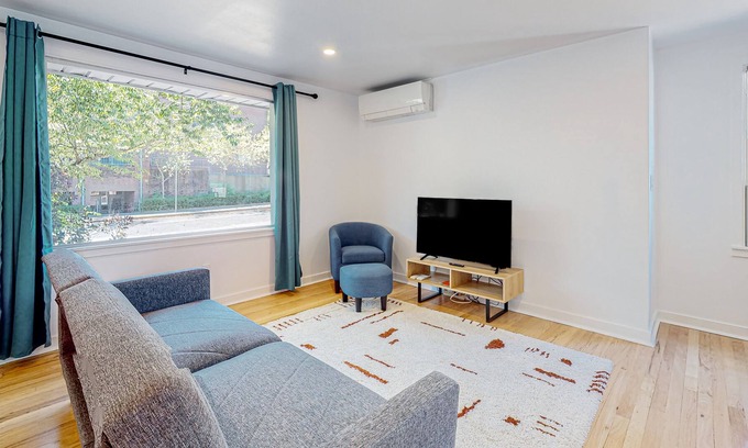 Columbia City House | The Columbia City Hideaway | Renovated, dog-friendly home with great yard/patio