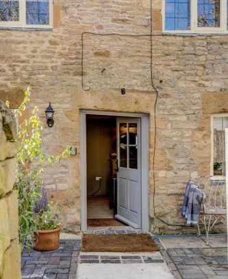 Moreton-in-Marsh House | The Cotswolds Hidden Gem