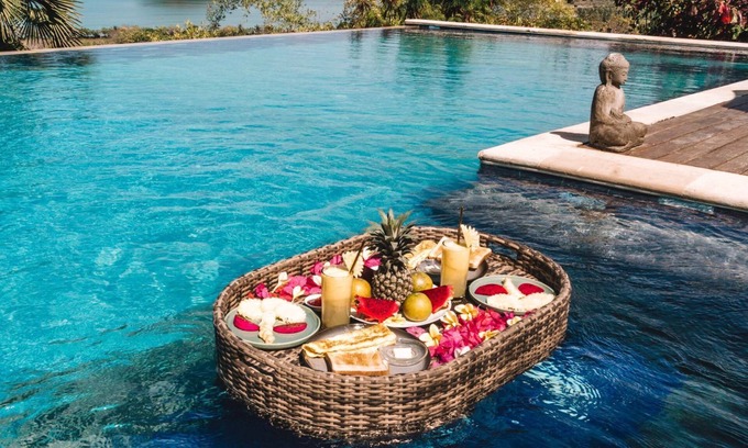 Lombok Hotel | The Endless Summer Resort