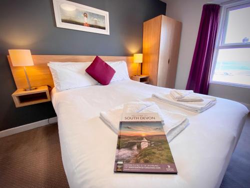 Paignton Hotel | The Esplanade Hotel by Compass Hospitality