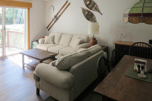 North Conway House | The Evergreens