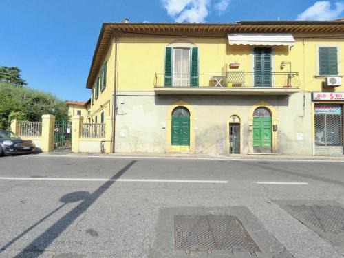 Pisa House | The Flower