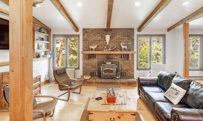 Morrison House | The Four Pines I Near Red Rocks & Trails
