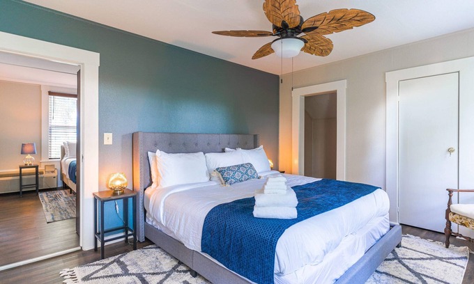 Mount Dora Hotel | The Gardenia ★ 1 Gig Wi-Fi ★ Minutes to Everything