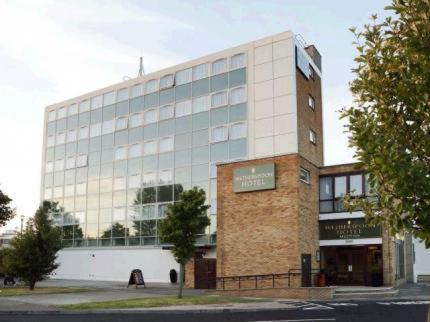 Glenrothes Hotel | The Golden Acorn Wetherspoon