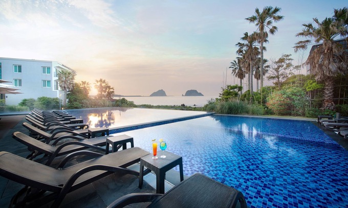 Seogwipo City Hotel | The Grand Sumorum