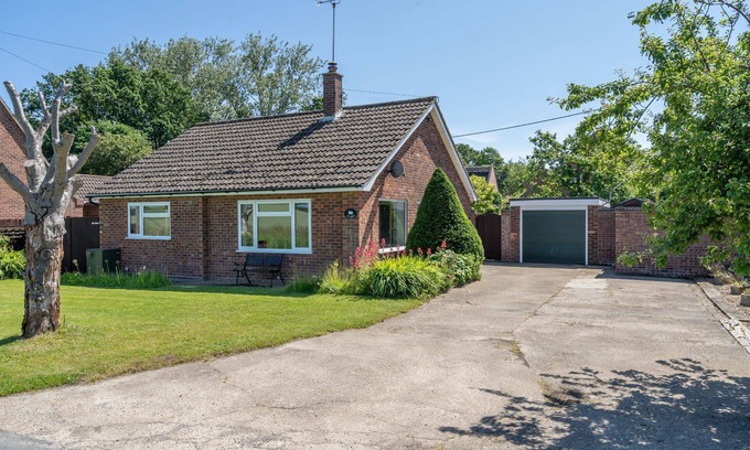 Edingthorpe Apartment | The Grove | East Ruston Cottages