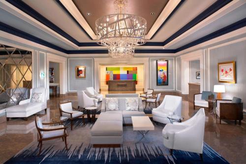 Dearborn Hotel | The Henry, Autograph Collection