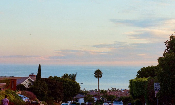 La Jolla Mesa House | The La Jolla Sunset Hideaway