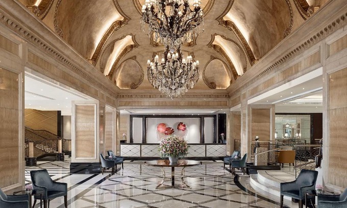 Tsim Sha Tsui Hotel | The Langham Hong Kong