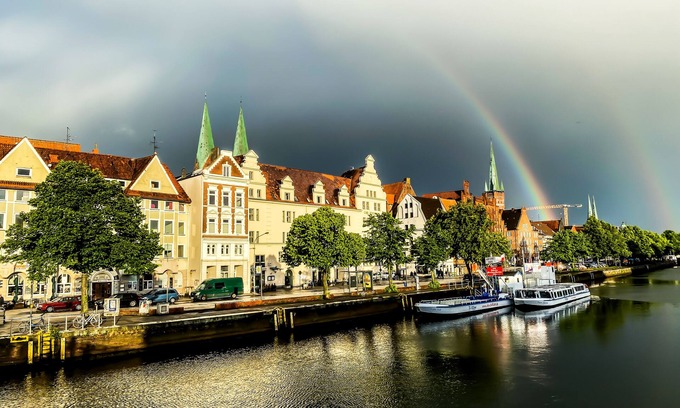Lubeck City Centre Hotel | The Layhead B&B