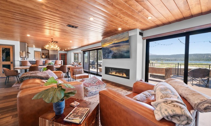 Fawnskin Cabin | The Lazy Bear